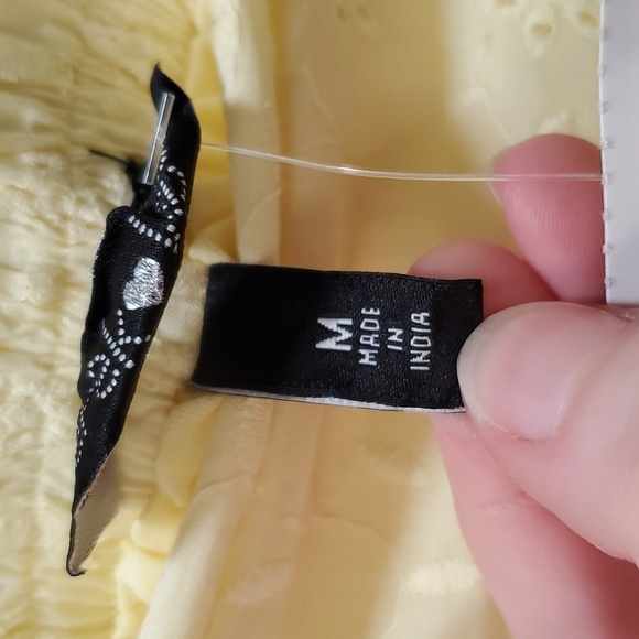 NWT Flower design skirt - Picture 5 of 6